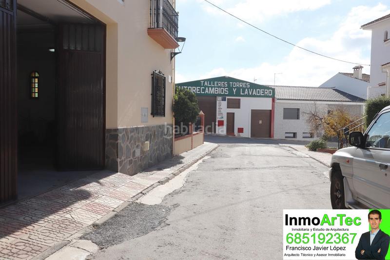 Foto b07e8815-6fcb-4482-bba2-85618ddce71c. Chalet en calle encinar 3 gran casa con gran local en illora en Íllora