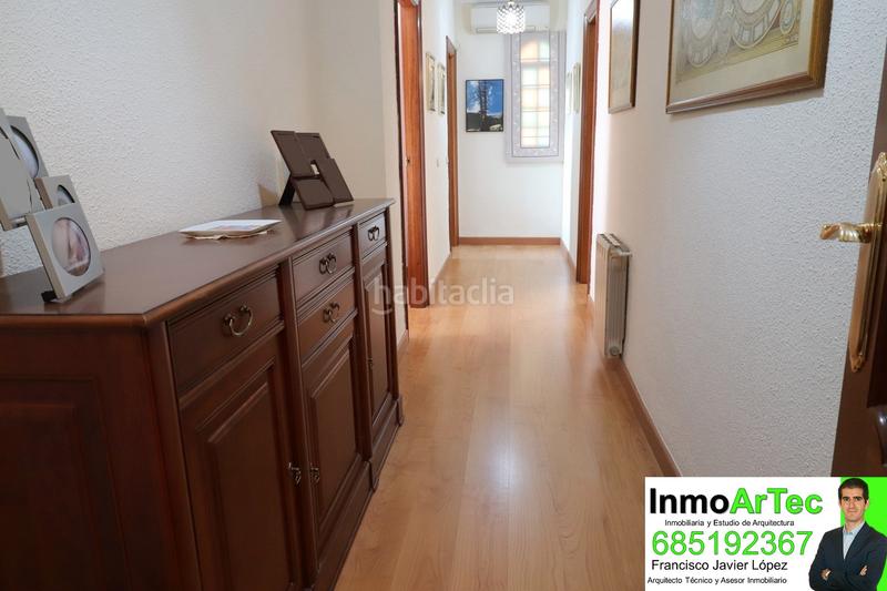 Foto eca90597-ae95-43b2-b982-f9a5638b4e3d. Chalet en calle encinar 3 gran casa con gran local en illora en Íllora
