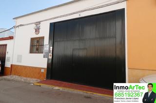 Fabrikhalle in Calle correos 5