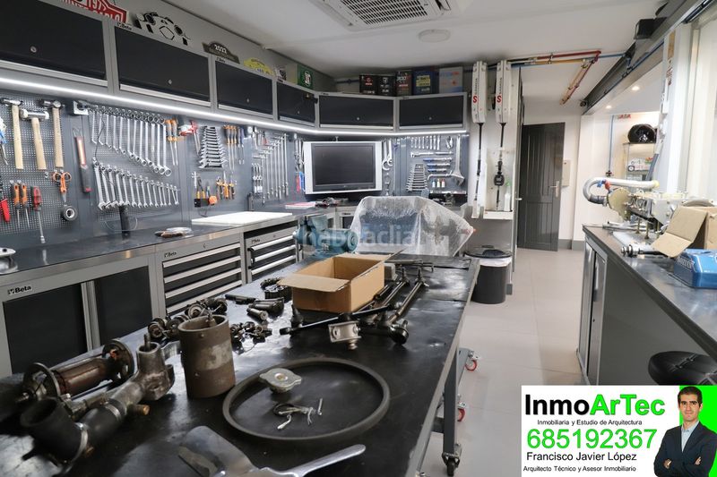 Foto ebb4fd98-7183-445f-bd24-b5fe61ea51b1. Nave industrial en calle correos 5 en Íllora