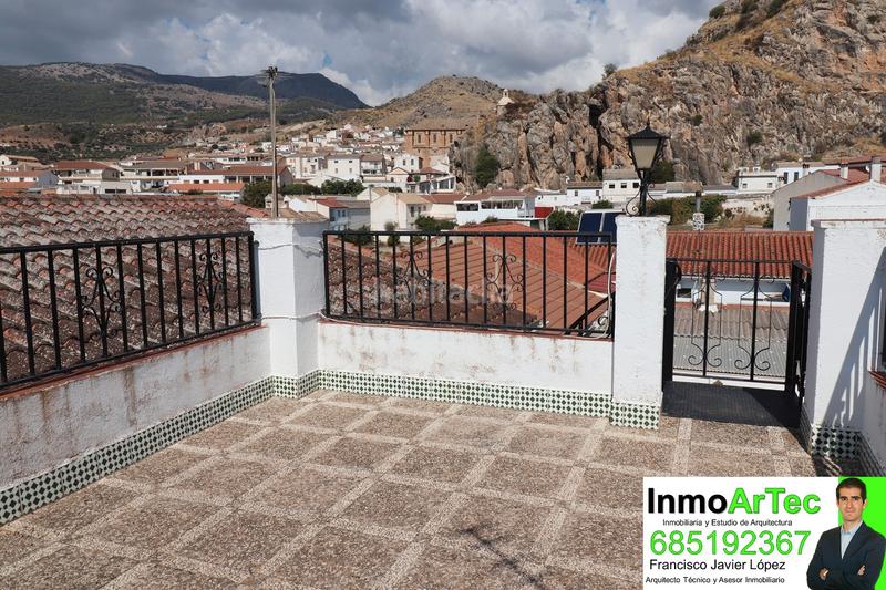 Foto cdf0424f-b0a0-40c7-ac19-762876df576a. Àtic a calle girasoles 3 a Íllora