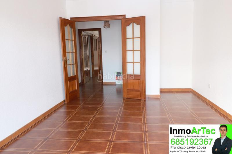 Foto 5aa013a6-984e-4df0-8dd3-f3e37c84ad56. Ático en calle girasoles 3 en Íllora