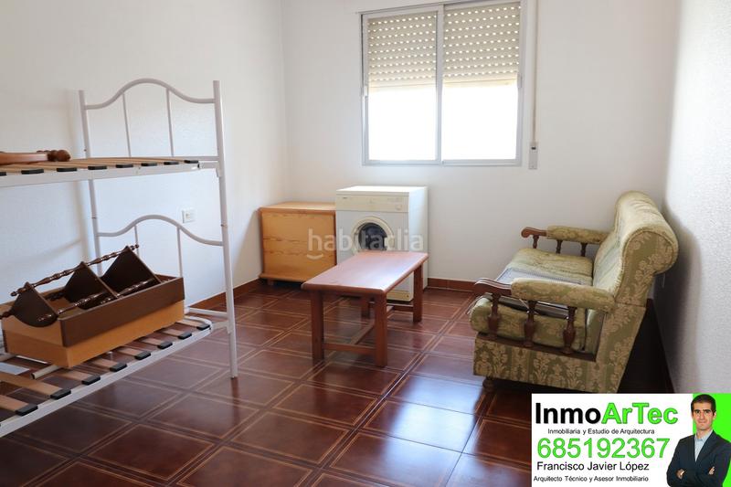 Foto 9faba778-f375-4237-9c40-21d32c249f1a. Ático en calle girasoles 3 en Íllora