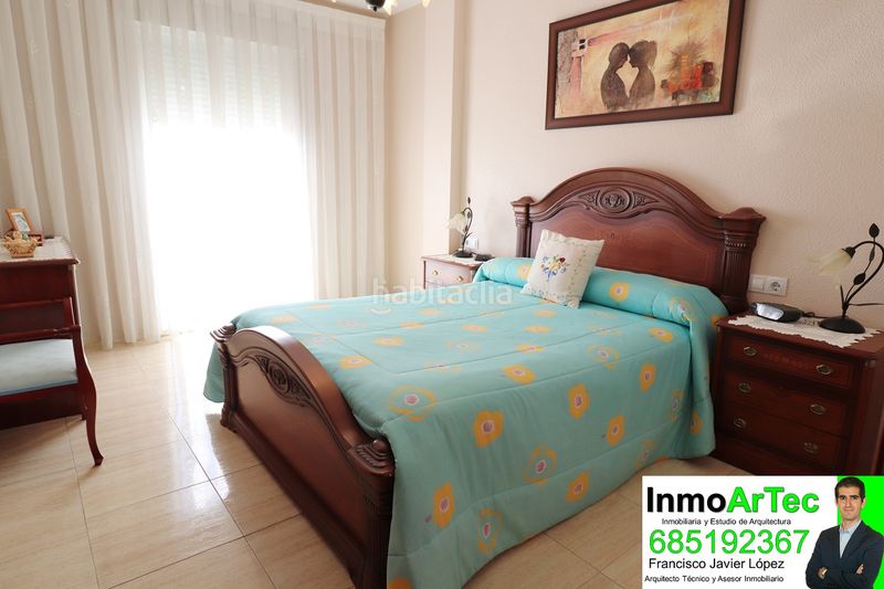 Foto c23d19d7-f2e4-47f6-b109-25331d6ca766. Casa amb aparcament a Cijuela
