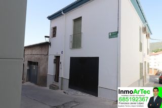 Casa in Calle san sebastián de íllora 22