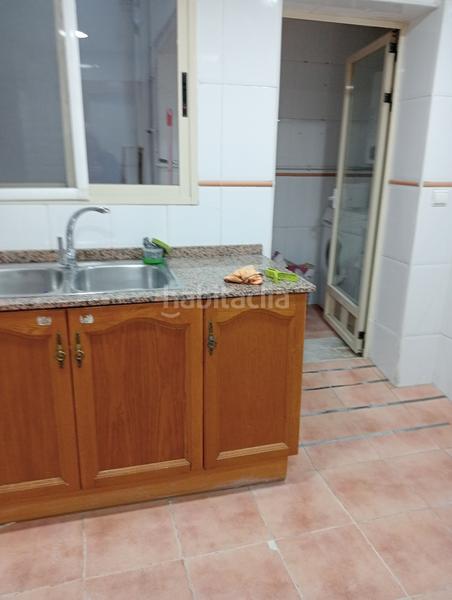 Foto 3cb6f1a9-20ac-42d9-af7d-846fba458995. Piso en Ciutat Jardí Valencia