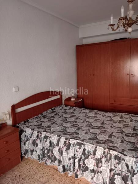 Foto fe957f44-befd-4bc6-a702-6d5709d2b328. Alquiler piso en Ciutat Jardí Valencia