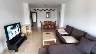 Pis  Carrer de ramon llull 20. Fantástico piso frente a las universidades de valencia!!!