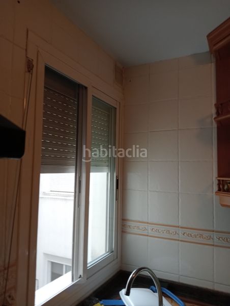 Piso en carrer de bernat descoll 1 oportunidad de piso! en zona residencial de constante crecimiento! en Valencia - Imagen 4