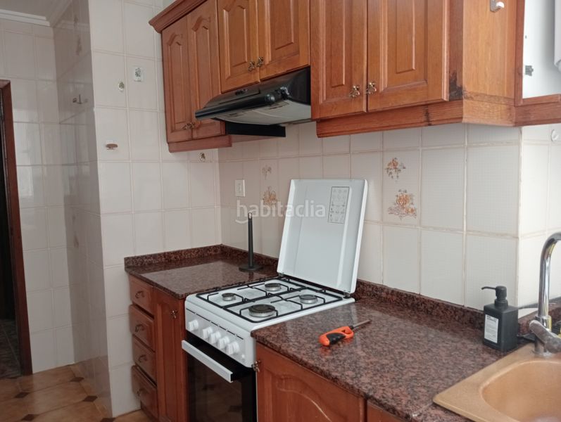 Piso en carrer del pintor maella 3 piso en excelente zona! cerca de la av. del puerto! en Valencia - Imagen 8
