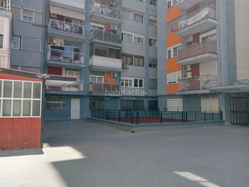 Piso en carrer del pintor maella 3 piso en excelente zona! cerca de la av. del puerto! en Valencia - Imagen 14
