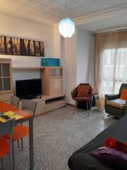 Location Appartement  Carrer horts 7. Alquiler  temporal para estudiantes ó trabajadores de empresas.