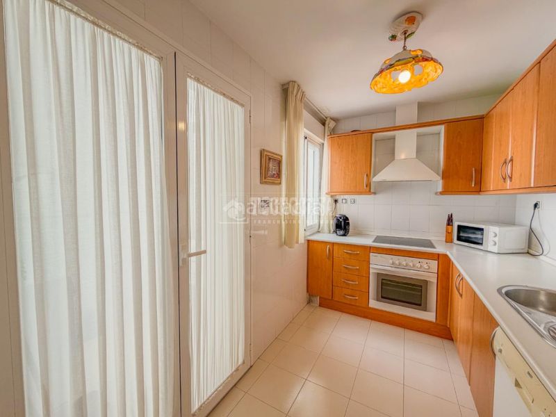 Foto 1c97a4ad-2dc8-494a-ac56-9ae895ba9f2f. Flat with parking in Costa Ballena Golf Rota