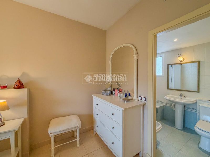 Foto db0899f9-3cf3-40e8-93f4-f953dd30a0f5. Flat with parking in Costa Ballena Golf Rota