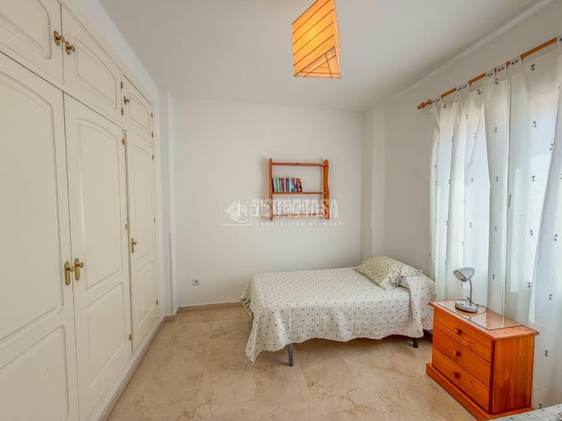 Foto a0b4d310-8c6c-4656-a6ea-b97ff2dd4ee8. Pis amb aparcament a Costa Ballena Golf Rota