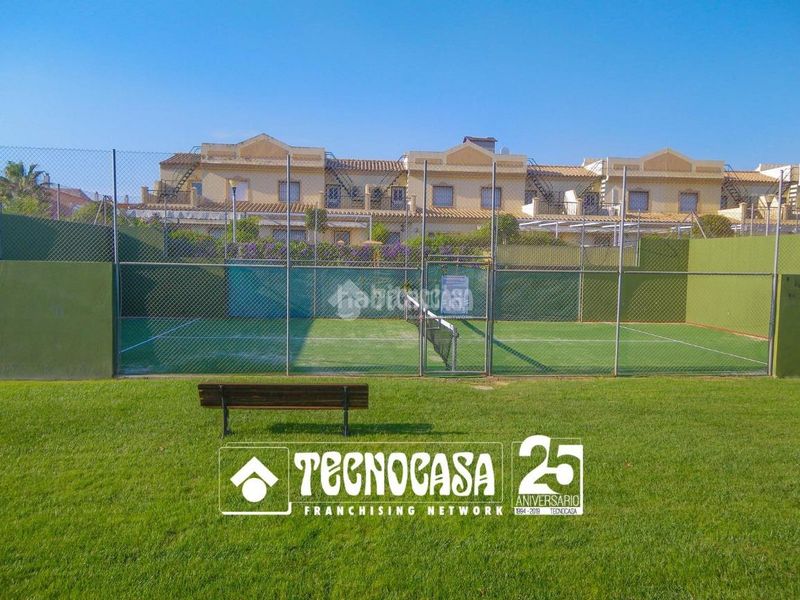 Foto df8c49ba-62c2-45f0-a0f7-7a82794986f6. Pis amb aparcament piscina a Costa Ballena - Largo norte Rota