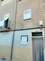 Affitto Casa in Albi (L´). Casa de poble en lloguer albi, poble que disposa de tots els ser