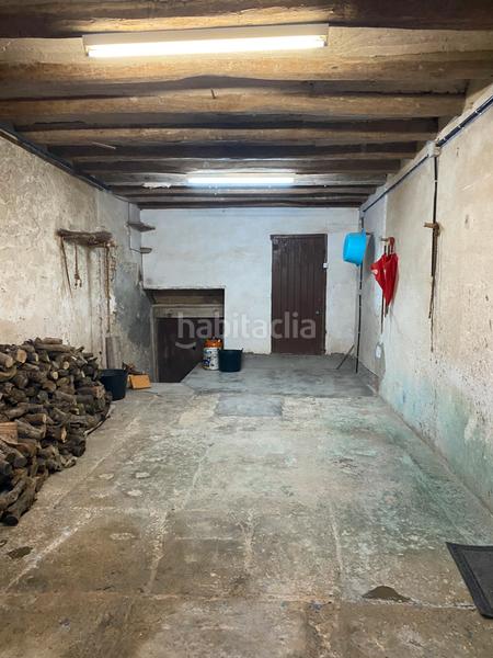 Foto bd41c1d8-bef3-49f2-89ad-f094b47e07c8. Casa en carretera alta 6 casa en belltall en Passanant