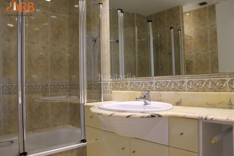 Foto 99995fce-0373-4e46-b55b-7d77d06b7c24. Lloguer casa adossada a calle carrer de girona 17 a Castelldefels