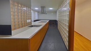 Etagenwohnung in Calle general palafox 17. Inversi�n llave en mano con dise�o y espacios amplios