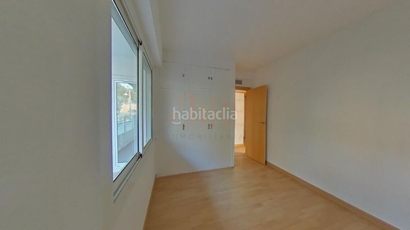 Foto 071210f5-9ef5-432a-b403-45ed14e268b2. Pis a calle azorin 19 a El Poal Castelldefels