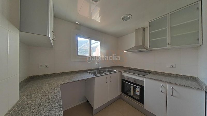 Foto 46f9b12c-2d34-4964-83e2-c34d17c7285e. Pis a calle azorin 19 a El Poal Castelldefels