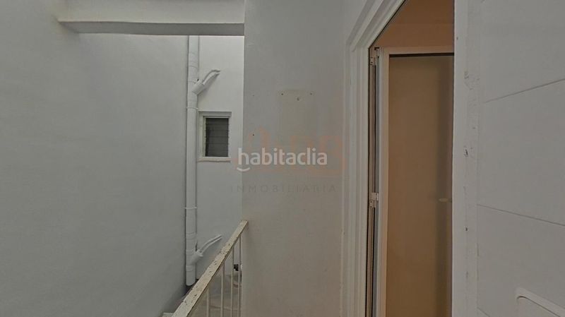 Foto 74f4bb2c-8cba-42f8-a6ea-cabac173874e. Pis a calle azorin 19 a El Poal Castelldefels