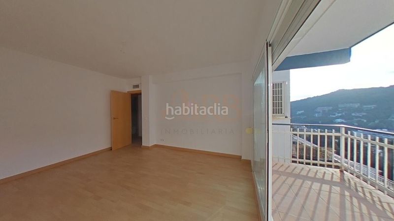 Foto dac29242-7e37-4284-9c34-4f9f09c65b0c. Pis a calle azorin 19 a El Poal Castelldefels