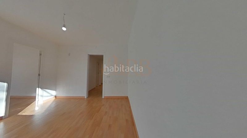 Foto 3dbe3be3-047d-4ff3-a10b-4b5ab10fcb31. Flat in calle viladecans de 20 in Casablanca Sant Boi de Llobregat
