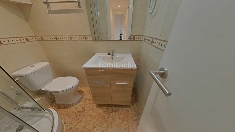 Foto 98ee7f71-975c-4402-9b9e-a4d9f4fe76d1. Flat in calle viladecans de 20 in Casablanca Sant Boi de Llobregat