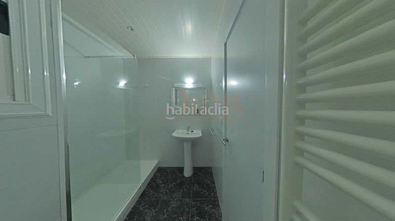 Foto 1662a270-8dad-4a08-85c1-e3dbf5e483cc. Appartamento in calle mare deu de montserrat 107 in Viladecans