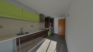 Duplex in Calle treball 31. Piso de 1 habitaciones en granada 55 m2