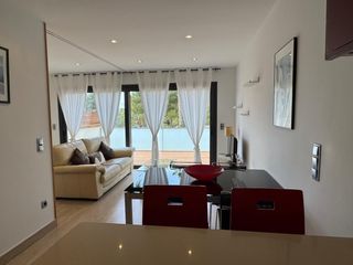 Lloguer Apartament  Pasaje de vallbona 7. Rat penat  apartamento alto standing para persona mayor de 55 añ