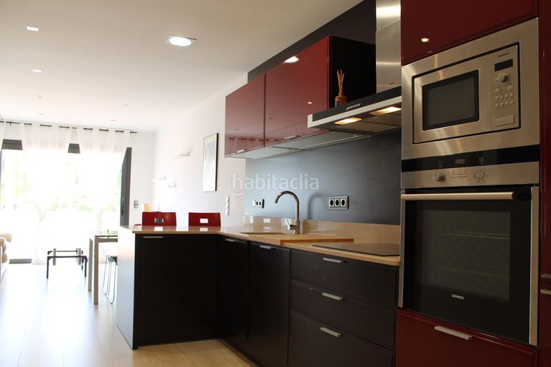 Foto 41fe2372-5703-4663-a027-18fe48b3e462. Miete appartement mit heizung parking in les botigues de Sitges Sitges