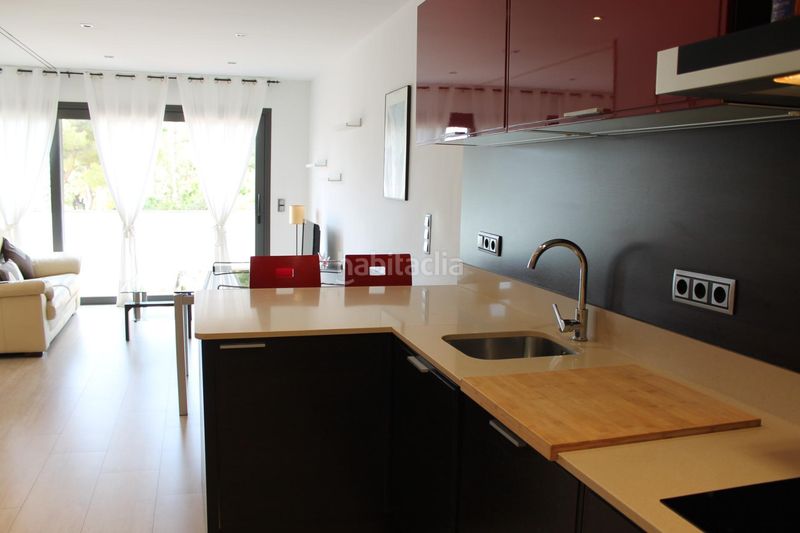 Foto b3fedf4c-7eb7-41d9-9abe-3f952d4c9847. Miete appartement mit heizung parking in les botigues de Sitges Sitges