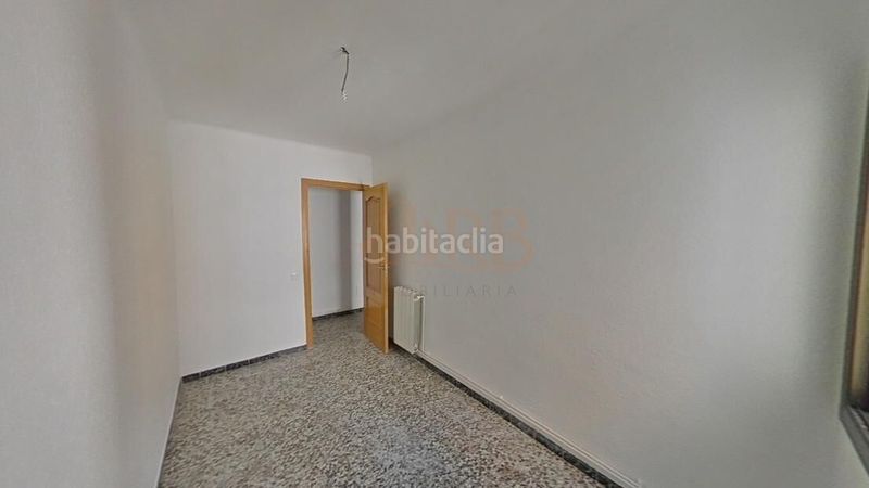 Foto b53407aa-90b2-4057-9ad5-40fae8523339. Penthouse in calle canonge doctor auguet 58 in La Roureda Viladecans