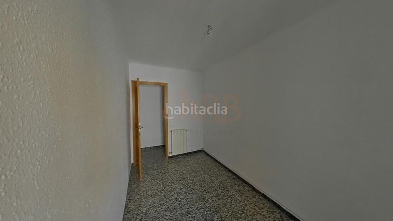 Foto e00311ab-9d02-4118-8dd6-ff9aab56ee6d. Penthouse in calle canonge doctor auguet 58 in La Roureda Viladecans