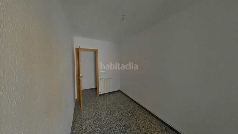 Foto fd917d4c-4a44-40f7-9ecf-73fdd37ed9de. Penthouse in calle canonge doctor auguet 58 in La Roureda Viladecans