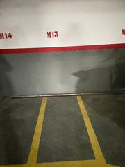 Lloguer Aparcament de moto a Carrer del rufo 27. Alquiler de dos plazas de parking para motos