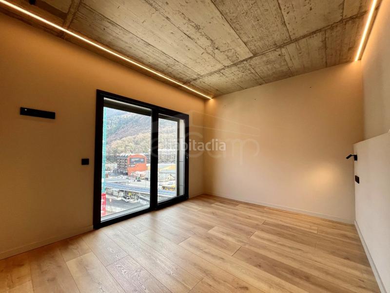 Foto bc0aad7d-30b4-45af-87b6-02b47c92687f. Attico con parcheggio in Centro Andorra la Vella