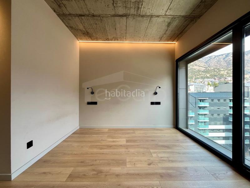 Foto c37ad88d-450d-4ec9-bb5b-cbaeda111f6f. Attico con parcheggio in Centro Andorra la Vella