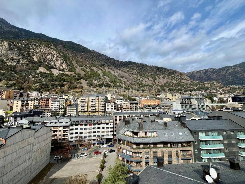 Foto eb8faa05-38c1-4350-9952-e65db1e86d7d. Attico con parcheggio in Centro Andorra la Vella