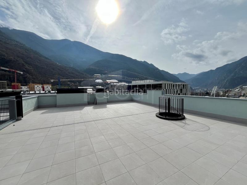 Foto fc6f72d3-3b17-473d-ab54-19b65c0dfdcf. Attico con parcheggio in Centro Andorra la Vella