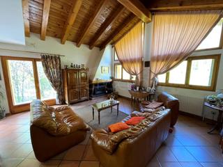 Casa  N/a. Chalet con parcela anexa edificable en anys
