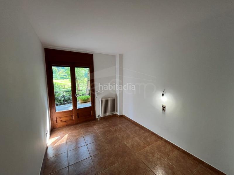 Foto ebf9d37b-13b8-487d-9ec7-3b071a3f8972. Reihenhaus mit parking in Arans-La Cortinada Ordino