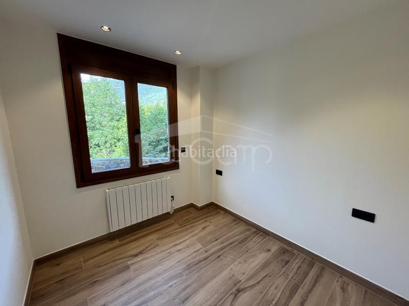Foto ae953672-e464-41e1-b51e-a2aa00f998d5. Appartement avec parking dans Els Cortals Encamp