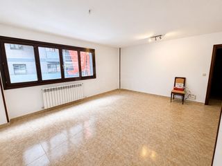 Location Appartement  Carrer prat de rogetó. Piso 3 habitaciones alquiler escaldesengordany