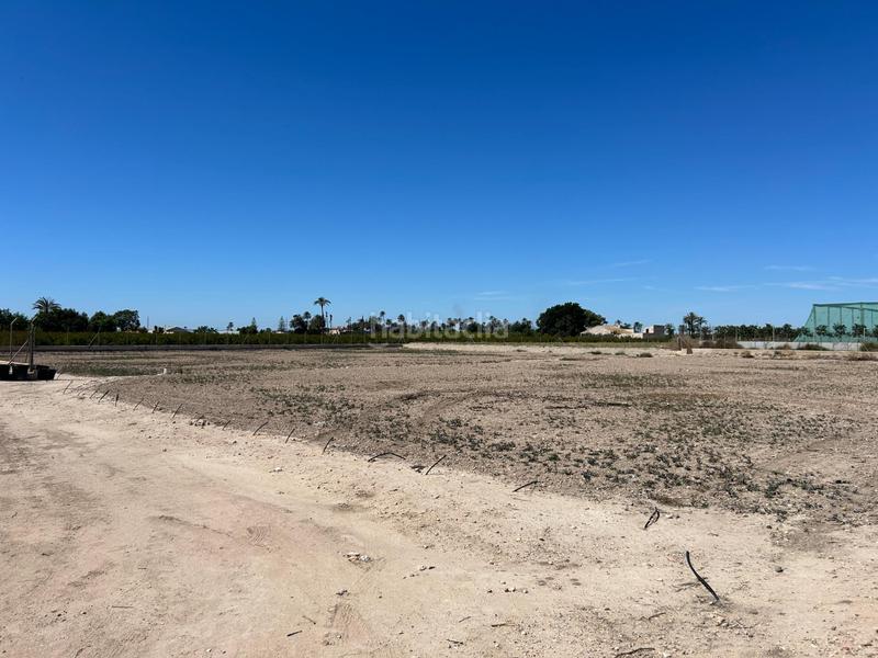 Foto 5bad7fdc-2e9b-4e24-a676-37e589591177. Chalet mit parking in Centro Elche / Elx