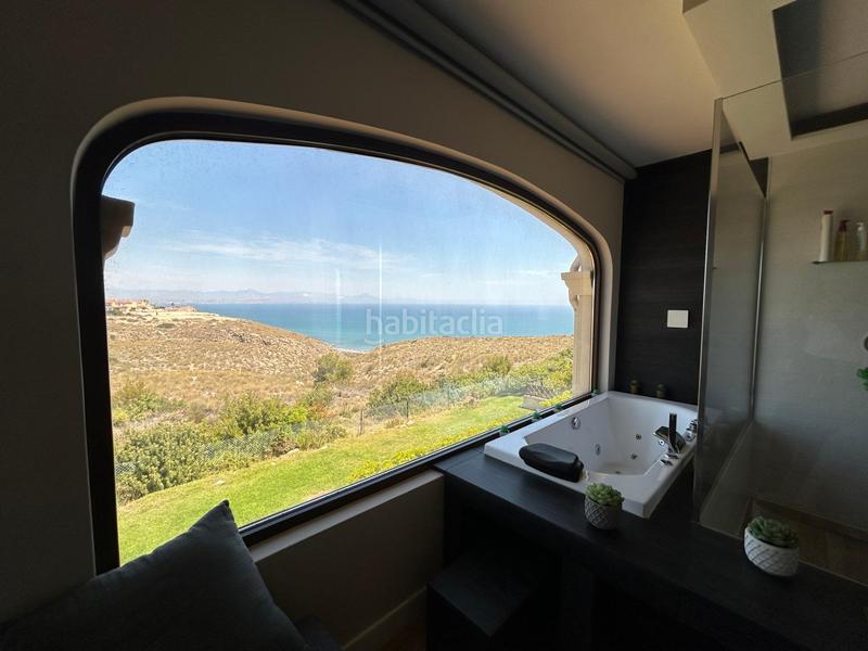 Foto 0de3e0ed-0759-4d32-ab4f-4c558e017a6c. Maison jumelée avec chauffage parking piscine dans Monte Faro-Altomar II Santa Pola