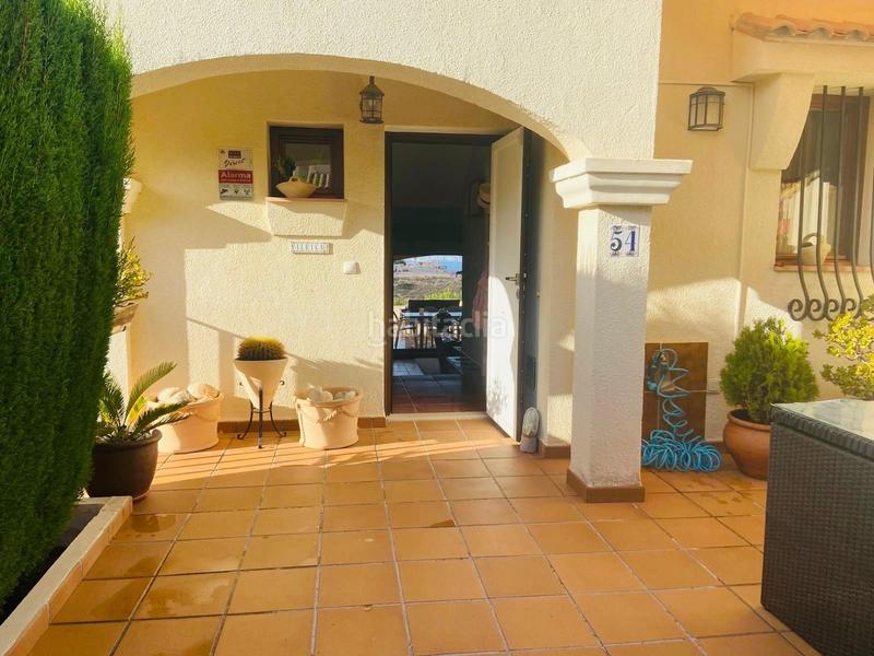 Foto 19b4ee01-5e97-42c0-b733-34cade9622f2. Maison jumelée avec chauffage parking piscine dans Monte Faro-Altomar II Santa Pola